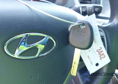 2020 Hyundai Accent Se z USA, uszkodzony, nr VIN 3KPC24A6XLE112317